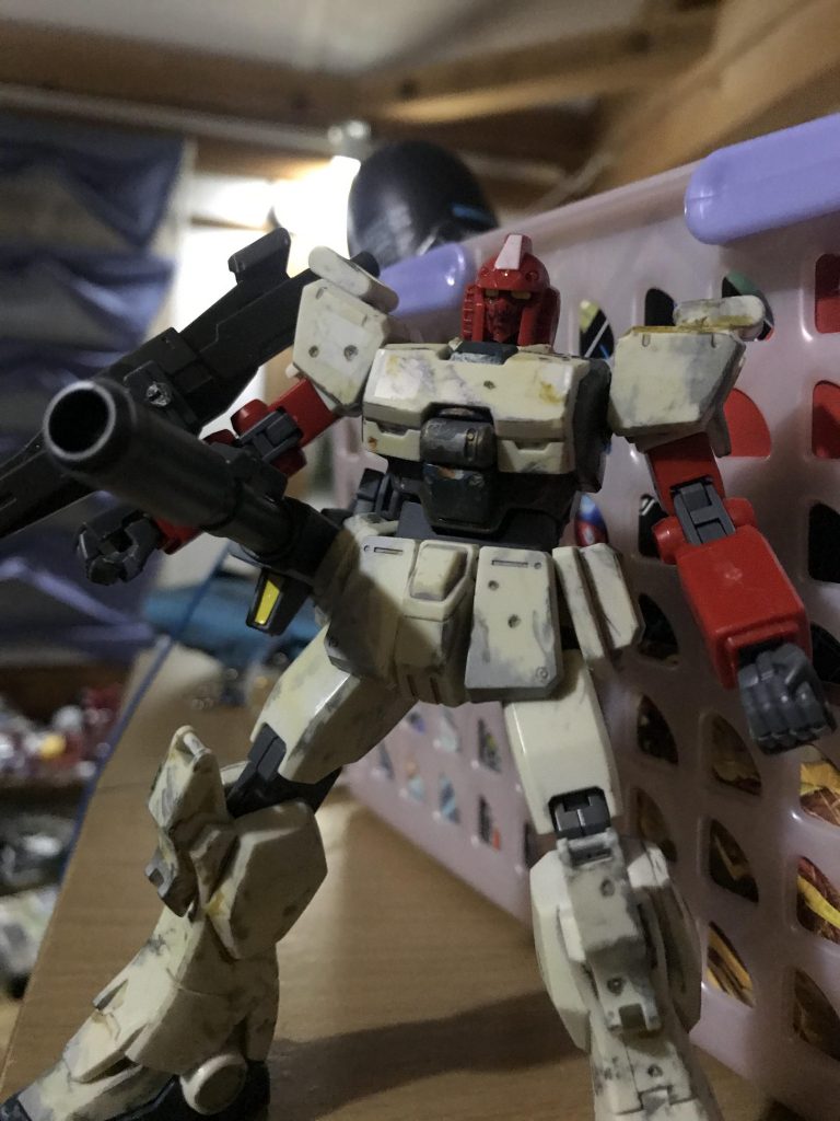 原案。
元々汚し塗装をしていたEz-8を使用しているので、所々に穴が空いてるのですがシージっぽいでしょ?