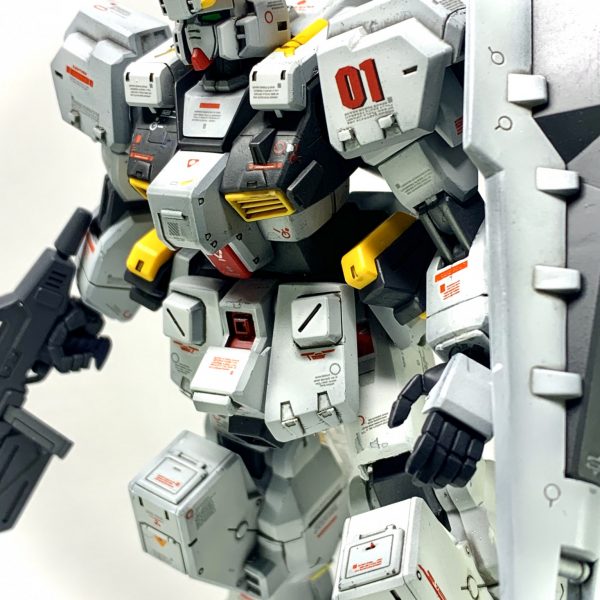 RX-121-1ガンダムTR-1