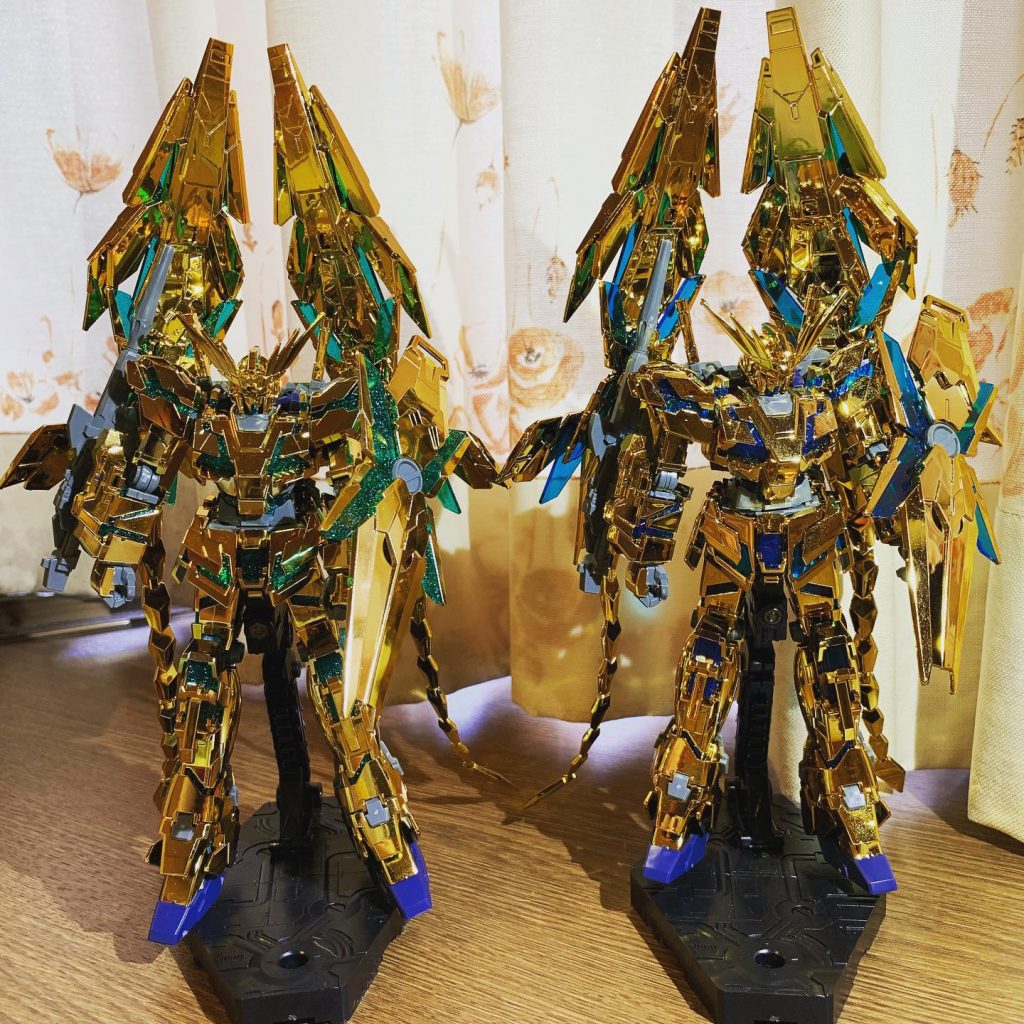 左：ミキシングしたもの
右：ゴールドコーティング素組み