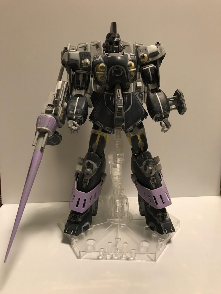 改造箇所
頭部変更
胸部ダクト変更
ウエストボールジョイント化
ふともも延長
ふくらはぎ形状一部変更
肩幅詰め、エネルギーチューブ2本から1本に変更、肩がかなりスッキリしました。
上腕ロール軸化
拳変更
ショットランス形状変更
シェルフノズル4本から3本に変更