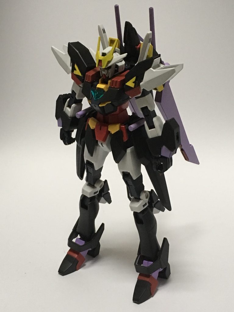 テルースリィガンダム
名前の由来はギリシャ神話に登場する地球の名を持つ女神ガイアとは別にもう1人、ローマ神話に登場する地球の名を持つ女神テルース(テラ)と、太陽系惑星3番目を意味するthree(アースリィのスリィと同じ)を合わせて名付けました。