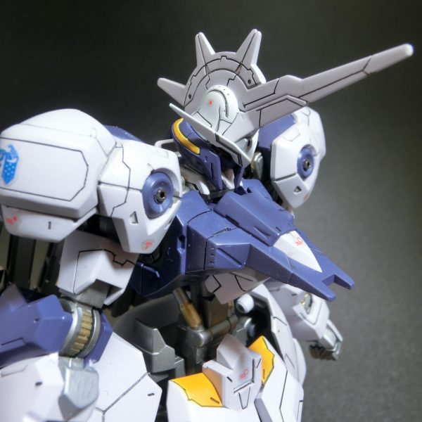 HG  1/144  ガンダムキマリスヴィダール