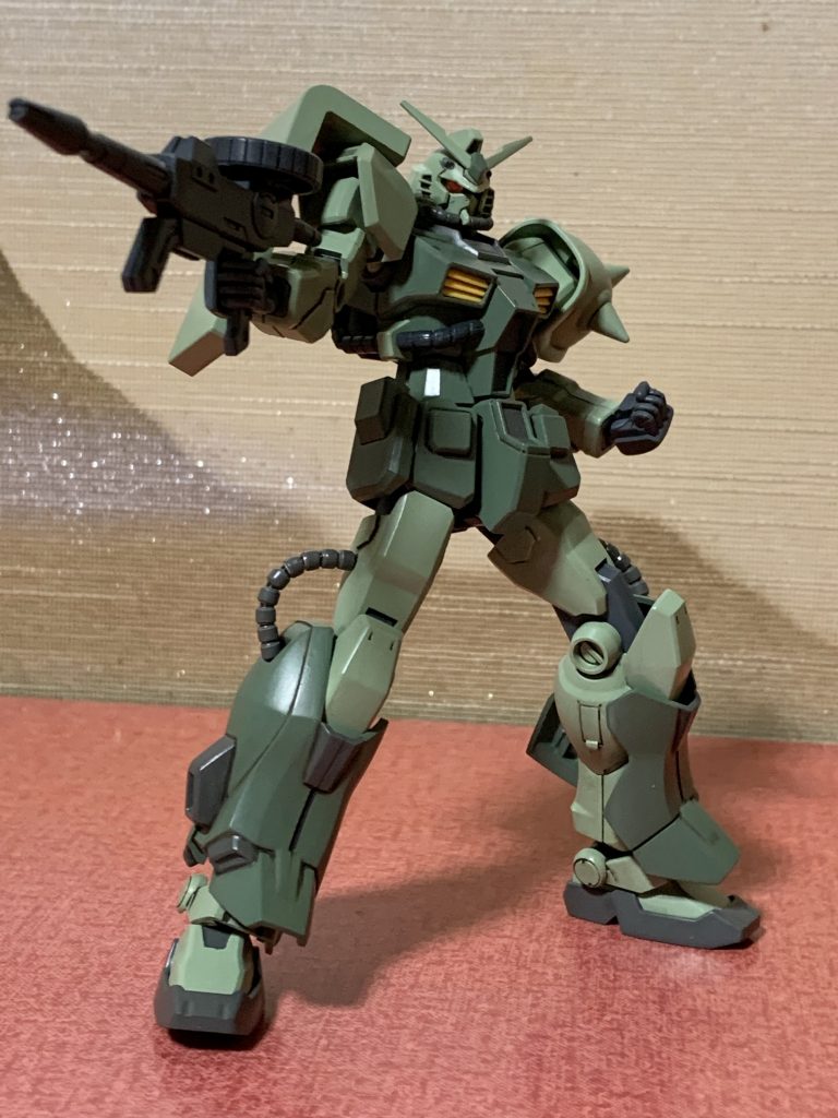 にせガンダムやジオン鹵獲型ガンダムなどを参考にしました
