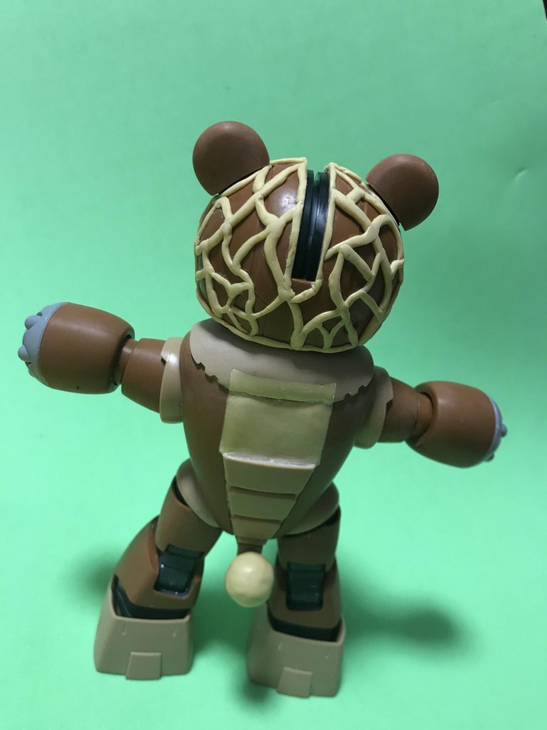 ランドセル接続部を埋めて(ちょっと汚い)尻尾をちょっとデカく