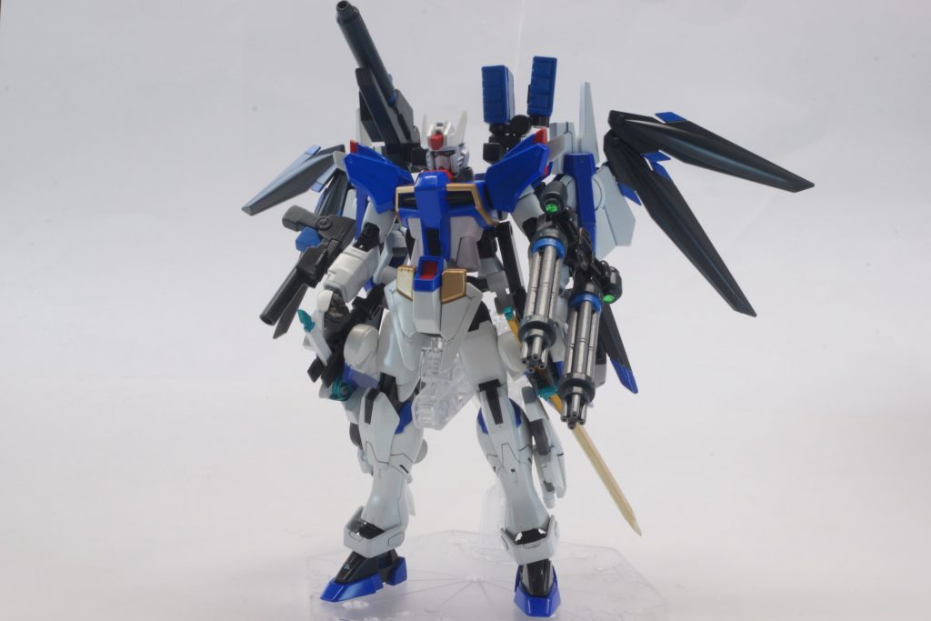 ※正面です。
スタイリッシュだったノーマル状態から、重そうな見た目になりました。全部載せ感がカッコいいです。