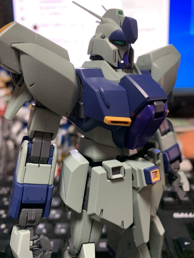 （╹◡╹）リガズィはシンプルなかカッコ良さが詰まってる良いMSですねー