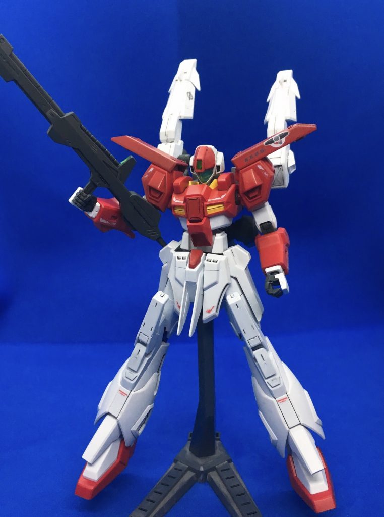 武器はオーソドックスなビームライフル。