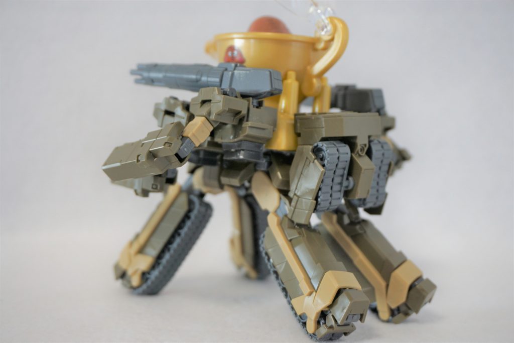 多脚戦車！カレーパンマン号–3枚目/制作者：ねぼすけ