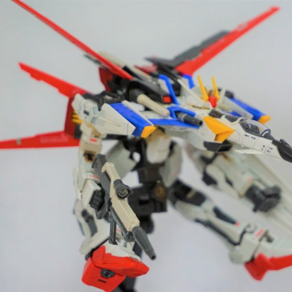 ストライクガンダム（ガウォーク形態）