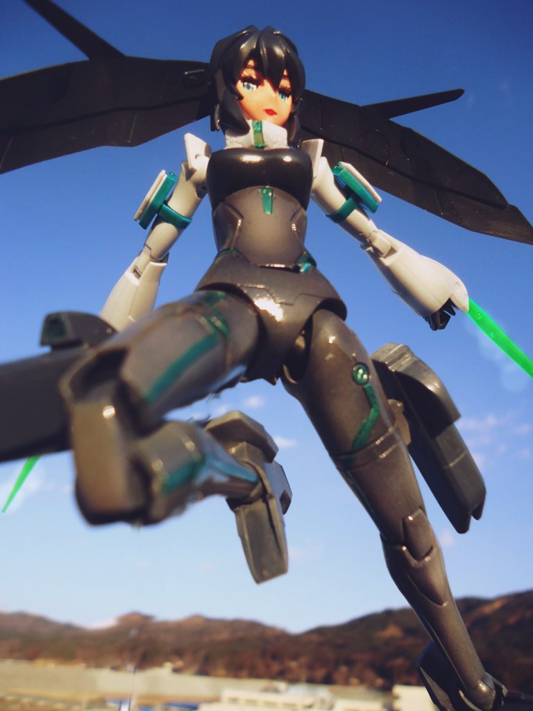 グラデーション塗装でボディラインを強調してみました。