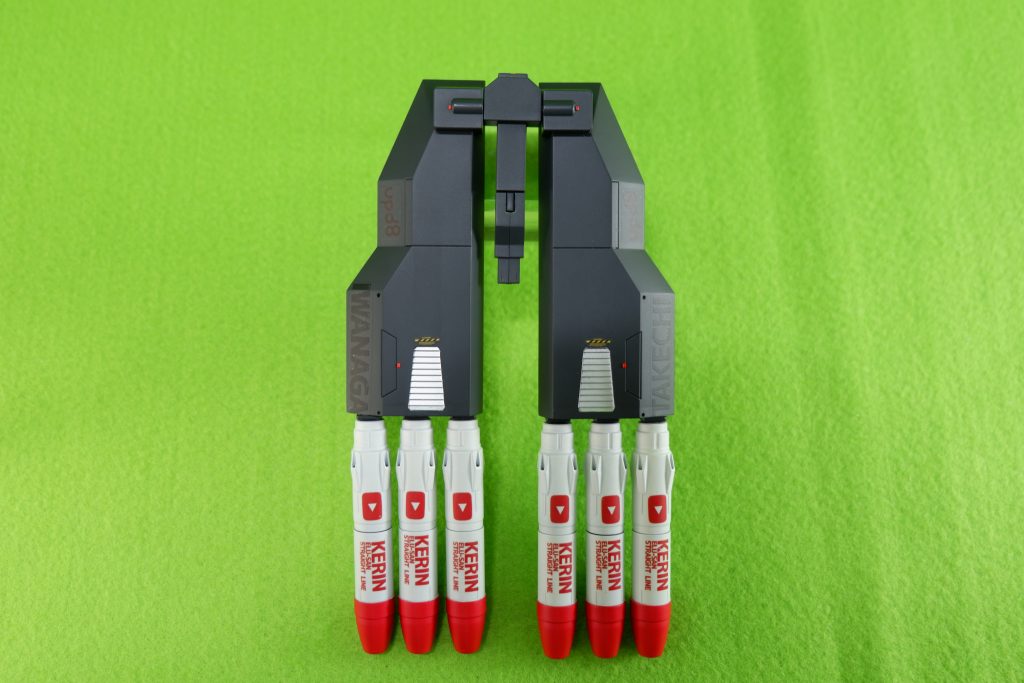 ▲長距離用ブースターを改造したミサイルコンテナ