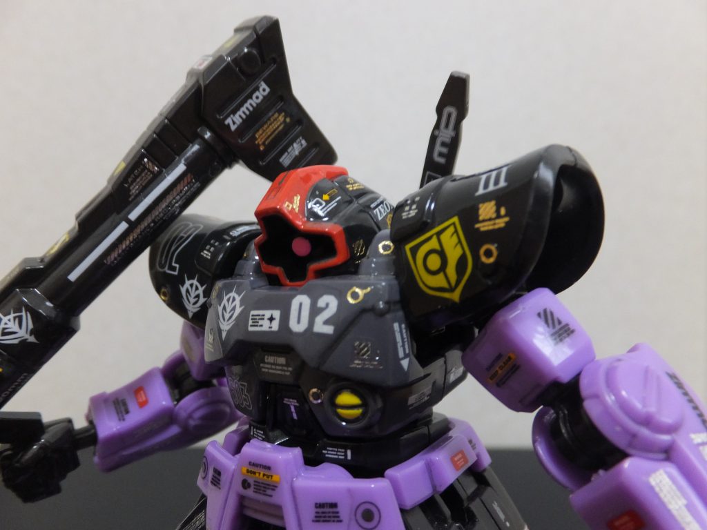 このサイズでモノアイがしっかり動くのが嬉しい！