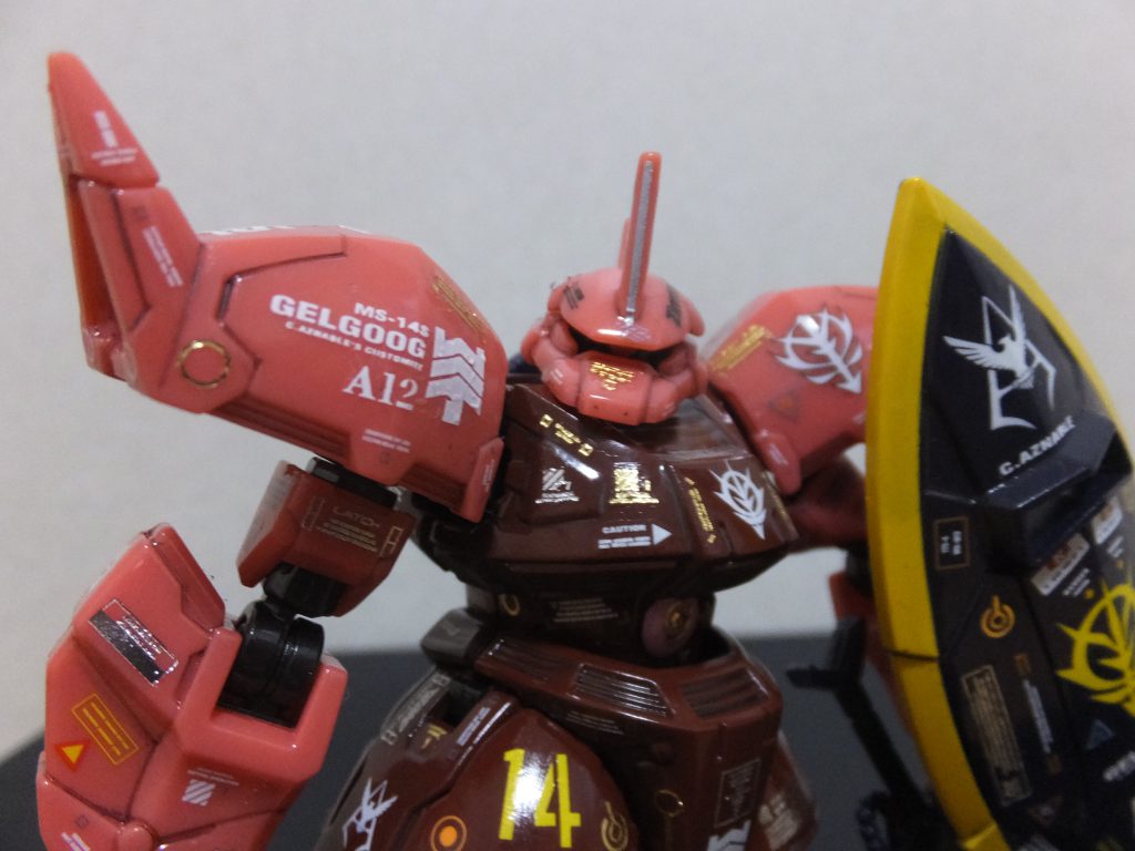 やっぱりシャア専用の機体はどれもカッコイイ！