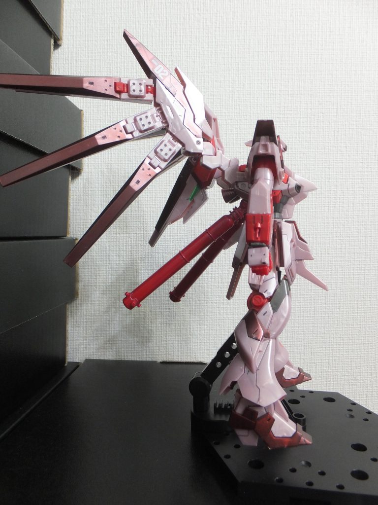 HG_Hi-ν ガンダムヴレイブアメイジング Ver.紅の彗星–3枚目/制作者：S - Works Archive