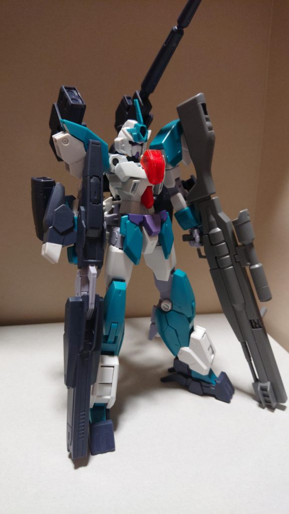 ヴィーナスアーマーと合体してヴィーナス・フェイスに。
合体時のみビームバズーカを使用。
フェイスパーツのへの字を削り、角を短くしました。