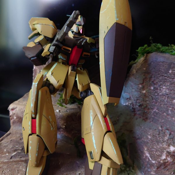 リ・ガ ズィ:地上運用デザートカラーリング