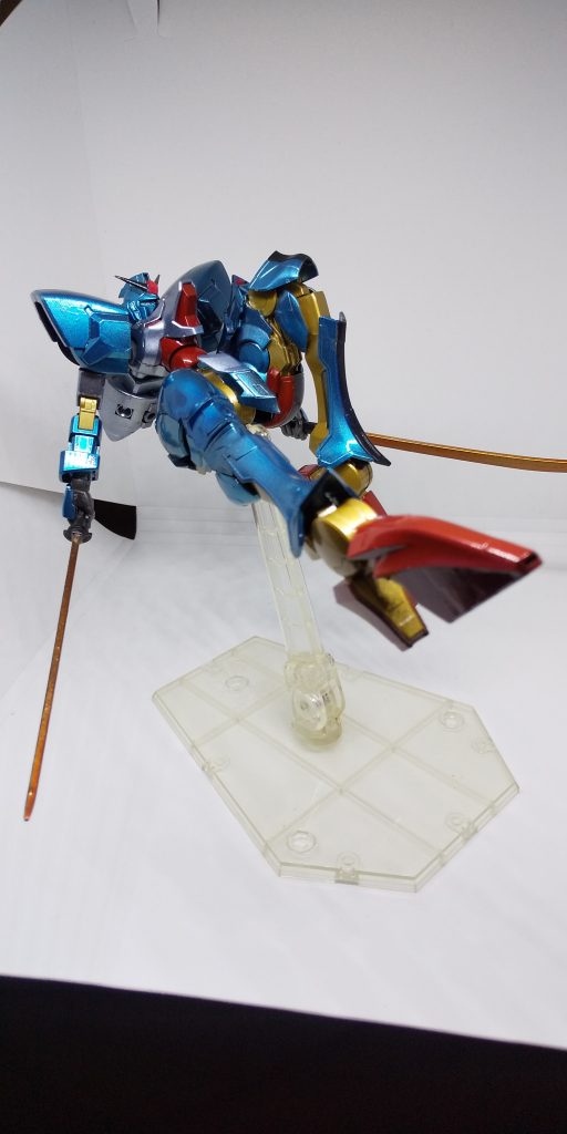 みたいなでっち上げの設定がある意味醍醐味なんだと思いました、まる。
初期は全く違う脚部の予定だったのですが、そのパーツが*いい音を立てて砕けたので*急遽別のものを用意。
ミキシングでガンプラを使用しているものであれば大丈夫との事なのでとりあえず一安心ですね。
*めっ!されたら消しますけど。*