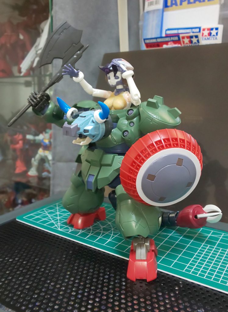 ガンダムグシオンの他に、モビルドールサラなどミキシングしていますが全部分かる人がいるかな？