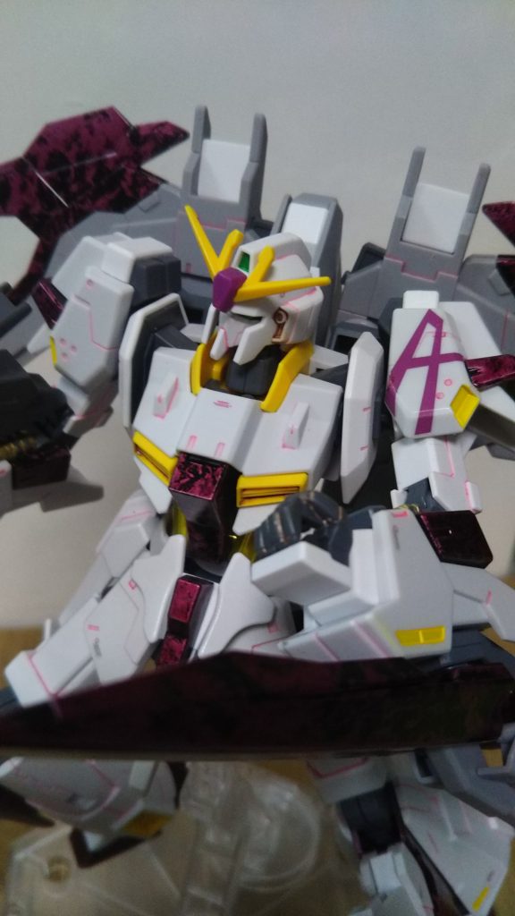 接写。デカールはMGガンダムver3、0の余りでピンク系はのデカールが欲しかったけどなかったので手持ちで。