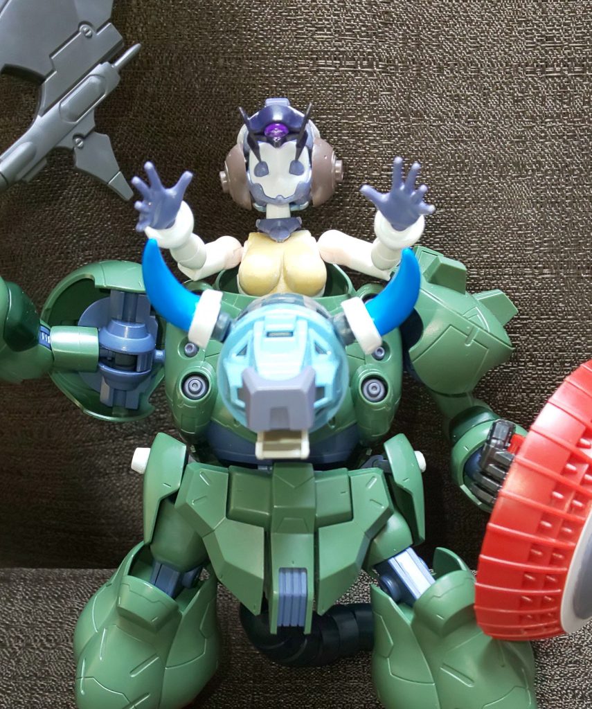 ミノタウロスの角は色んな方向に動かすことができます。