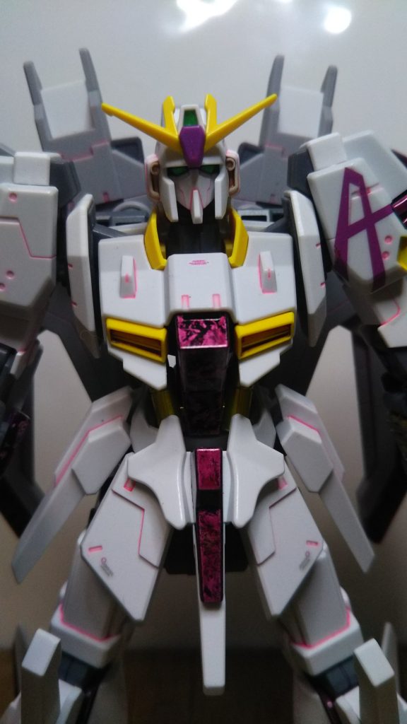 バストアップ。Zガンダムはイケメンです。