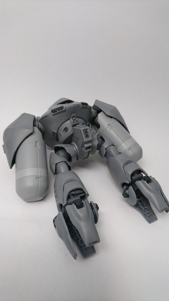 巡航形態。かわいい(ここ重要)
脛部に追加したスジ彫りは正直イマイチだなーと思いました。
余計なことした感が拭えないw