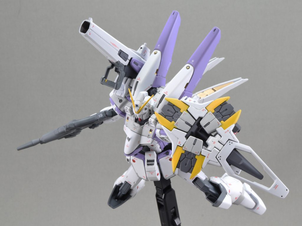 シールドは差し替え式から､可動式に改造。