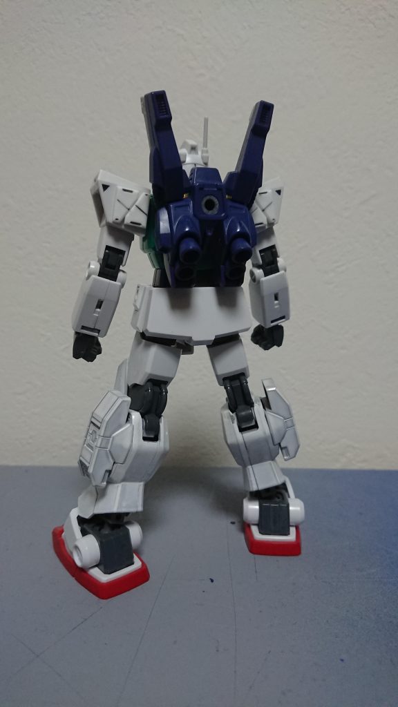 ガンダムMK-2やEZ-SRのパーツで組み換え。ビルダーズパーツでディテールアップ。GBN等でも使用できるような改造を施した。