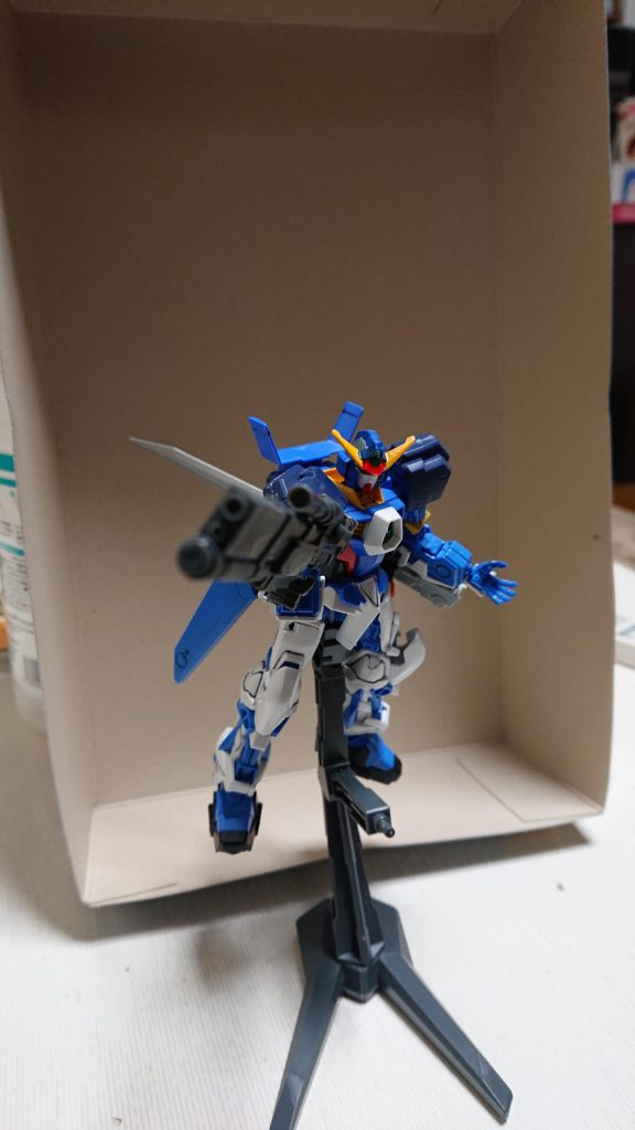 AGE1 ネイキッドウェア–3枚目/制作者：ハワード二尉