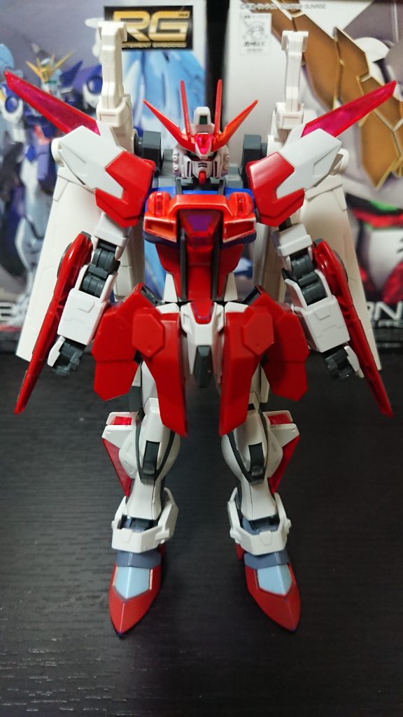 ディープトゥルーの時とは違い上半身はスマートに、下半身の装甲を強化している、機動性はアマテラスの方が格段に上で、約10年前の機体と思って戦うと痛い目を見る。大出力ビームサーベルは基本使わず、完全な遠距離タイプと化している。