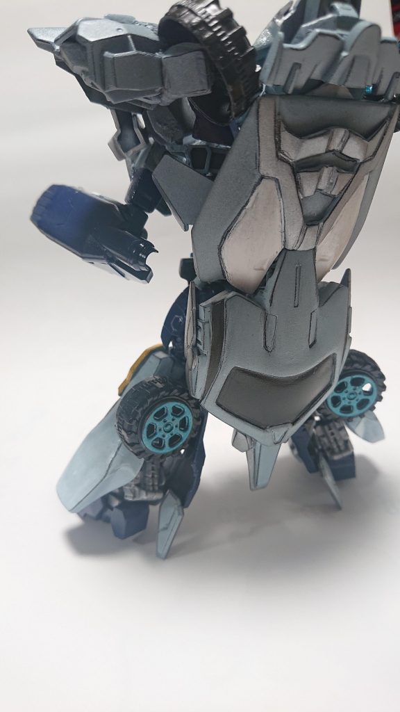 がわ変形です(。-∀-)ポージングはほとんどできません。