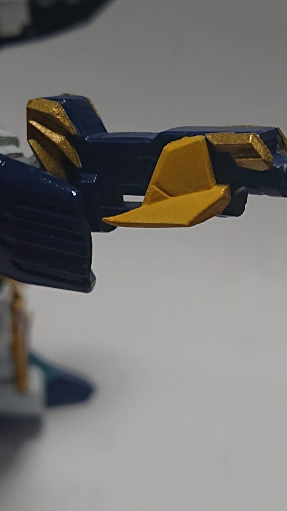 武器はセイザーマグナム