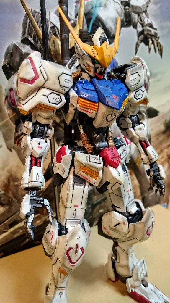 ダクト等の黄色の部分は、本当は金色にしたかったのですが、個人的に機体に高級感が出てしまう気がしたので、泥臭さを無くさない為に、黄色で塗装しました😅