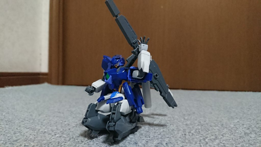 組み合わせてザクタンク風にも