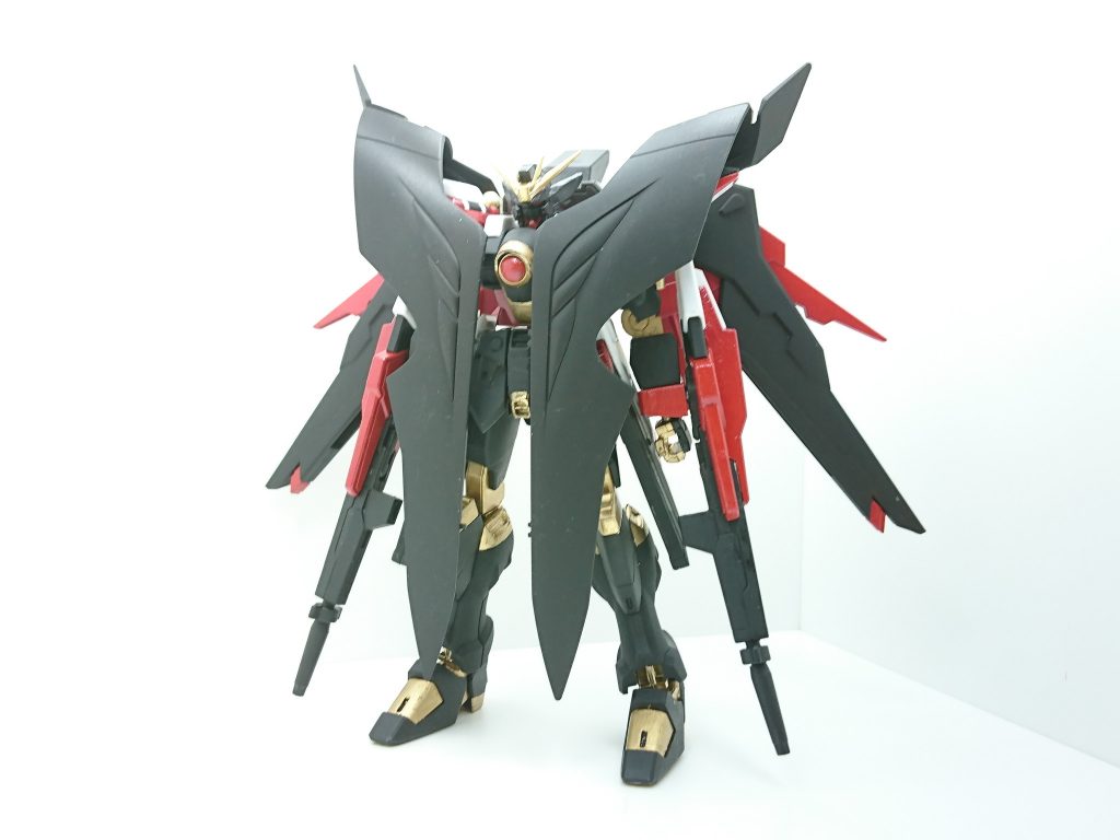 ガンダムナハティガルプロトゼロ
GBN稼働初期に生み出された最強のガンダムを作ろうとしてできた最凶のデータ。
考案された当初では開発することができずデータのみの存在。
N計画はこの機体を再現することが目的。