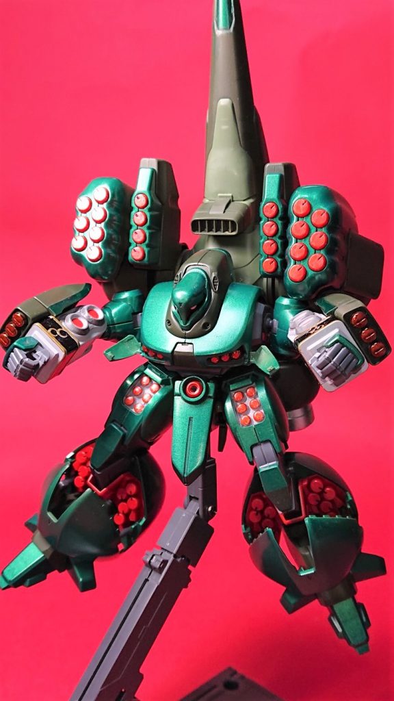 ミサイル全開稼働モード。ズサと言えばやっぱりこれですね。ガシャポン戦記2で、安価なのに追尾ミサイルが強く、大物食いで活躍して物凄くお世話になった記憶があります。