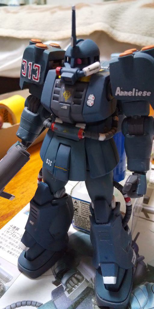 そのままの設定だとノッペリしてしまうのではないかと思いカラーリングを変えたり差し色をいれてます。