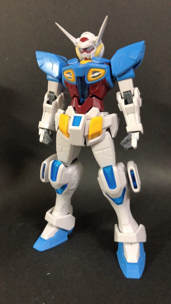 プロポーション改修、
追加工作においては、
・上腕の短縮
・首の短縮
・握りこぶしの新造
・肩内部、胸部ダクトの新造
・各部合わせ目、肉抜き穴の処理
などを行い、
立ち姿が決まるように意識しています。