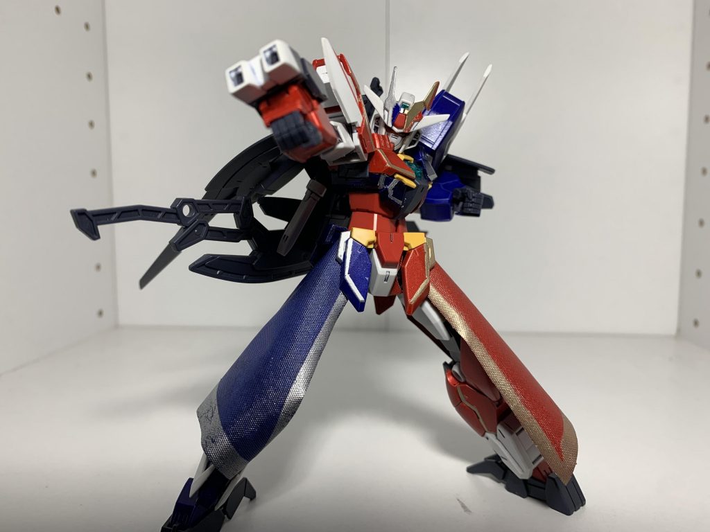 右腕部、左脚部に小型ミサイルを内蔵したラビットナックルアーマー/ラビットアンクルガードがあります。