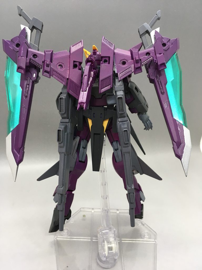 バックショット。二つのスタビライザーはヴェスバーです。