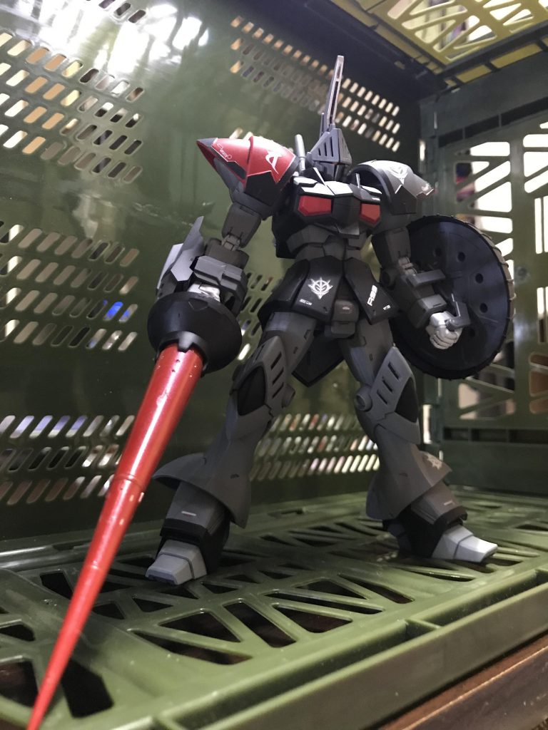 主兵装はアナハイム製
突撃型電磁槍〝ライトニングランス〟
ギャンの一族はランスが合うと思いません？