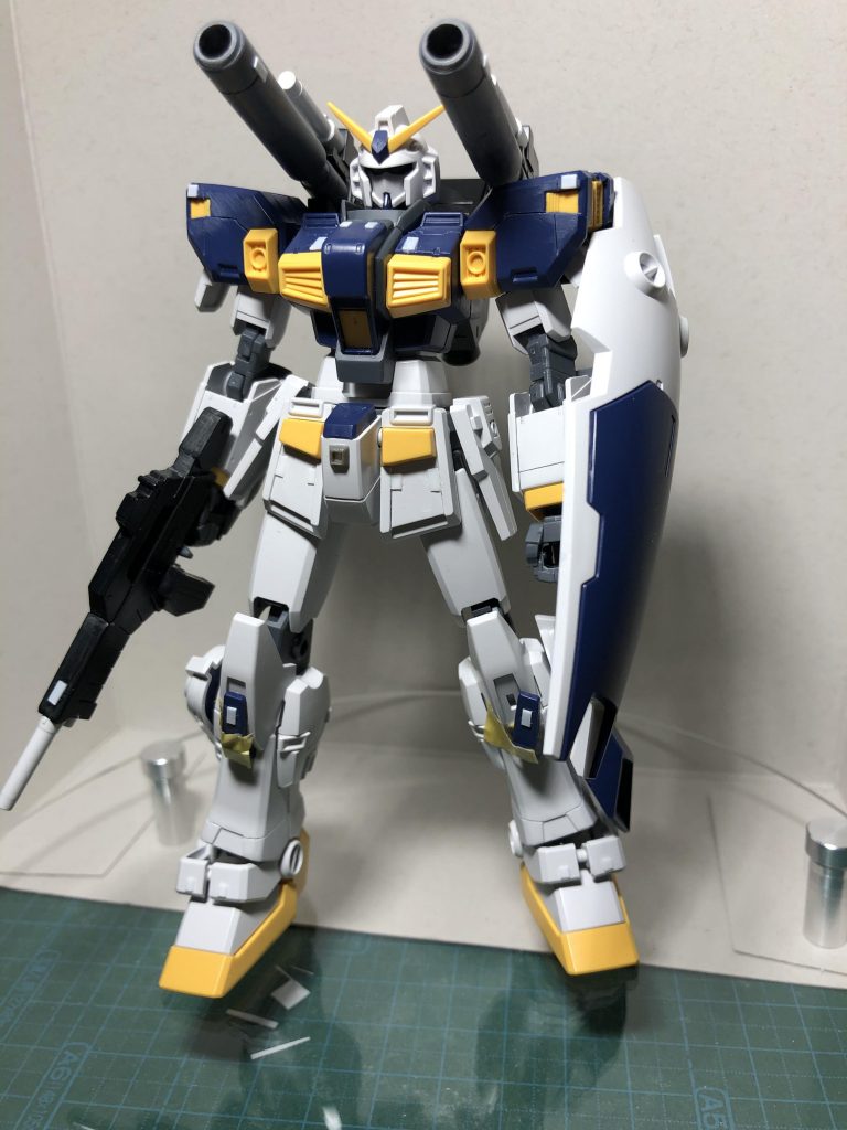 素組み状態
素組みでも結構かっこいい
流石プレバン