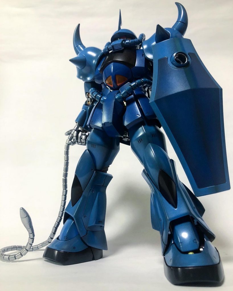 明るい背景だと濃いめのカラーリングが分かりやすいと思います。