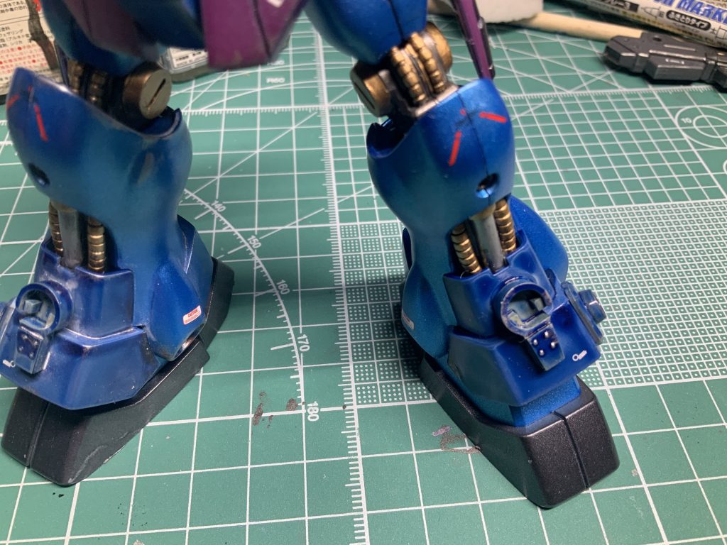 筆塗りなので各部の細かい塗り分けも楽ちん