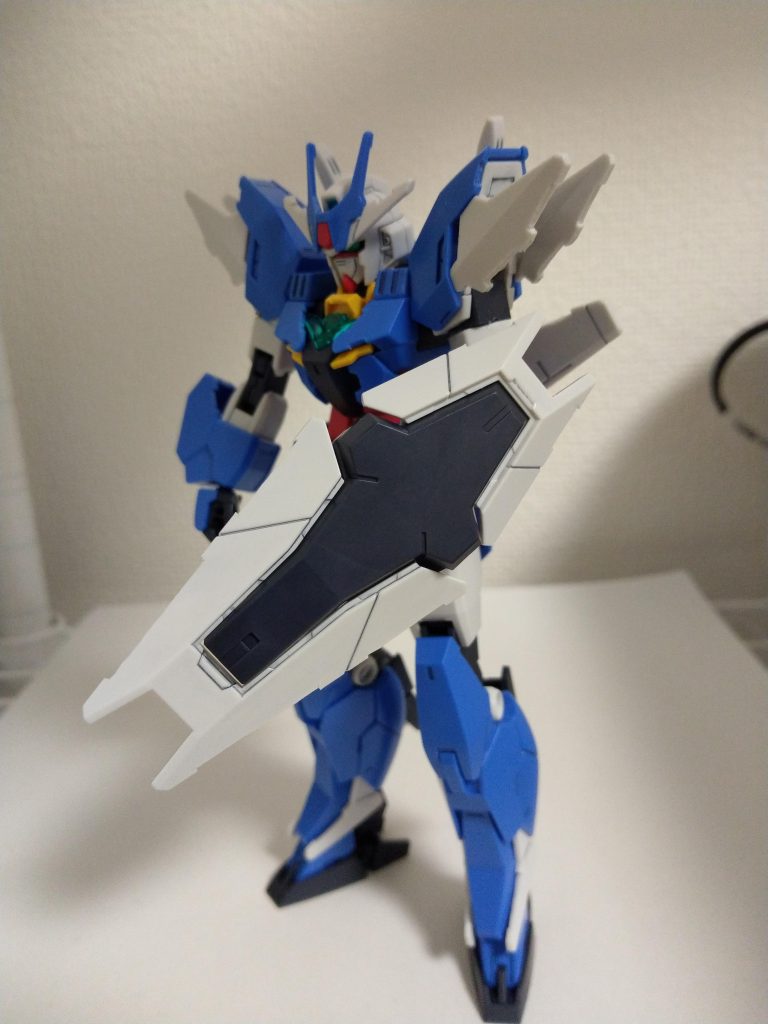 わかりにくいですが、シールドも少し加工。