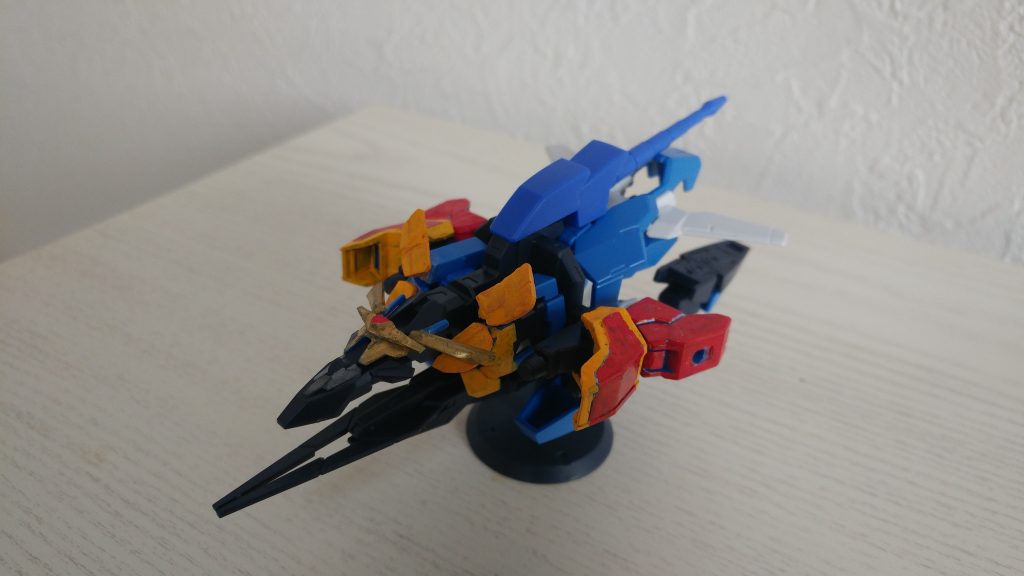 雷神アーマー
各アーマーの付け方を工夫し、隙間に挟みこんだりするなどしています。