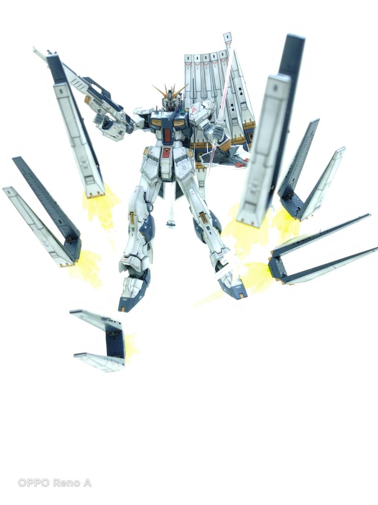 νガンダム–3枚目/制作者：かえる