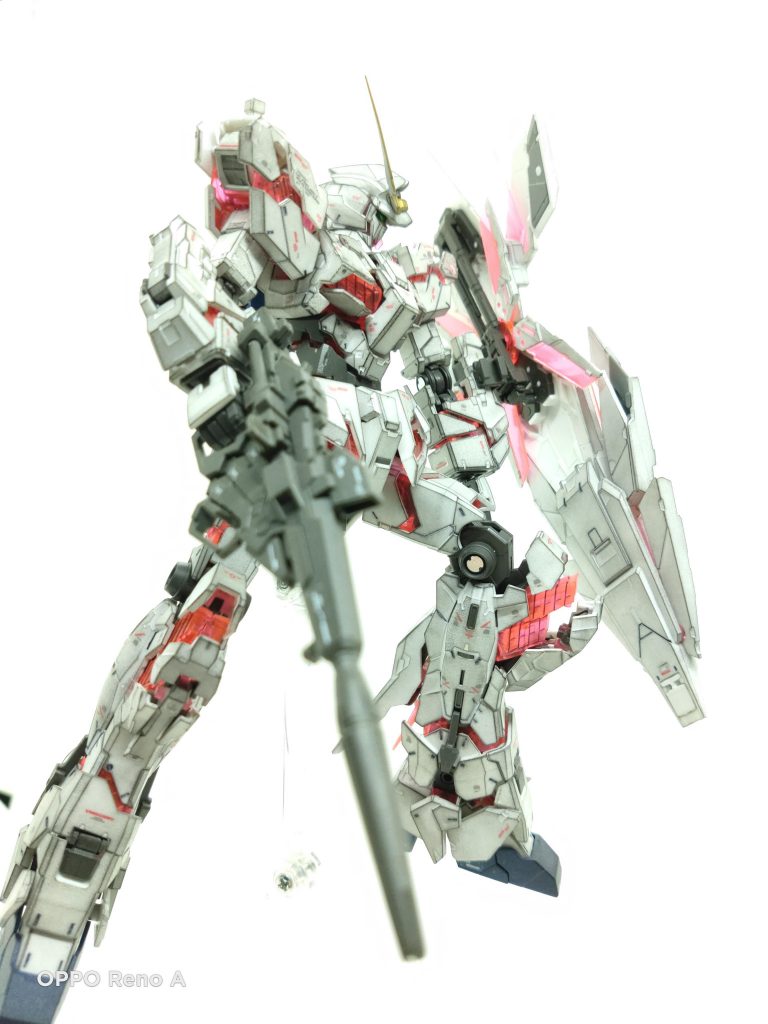 ユニコーンガンダム–3枚目/制作者：かえる