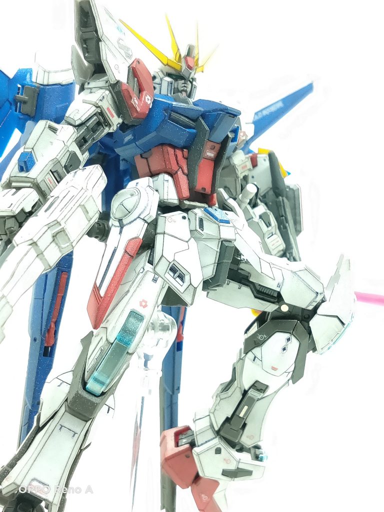 ビルドストライクガンダムフルパッケージ–3枚目/制作者：かえる