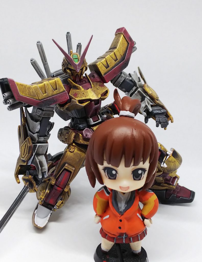 ユリちゃんと。
顔以外はほぼパテこねて作りました。